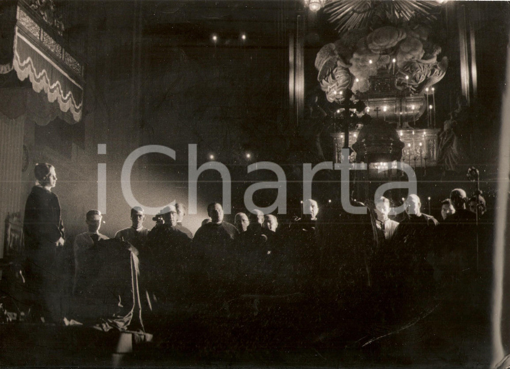 Fotografia d epoca originale 1960 MADRID Chiesa di SAN ISIDRO Fabiola MORA Y ARAGON durante il Te Deum 2 1