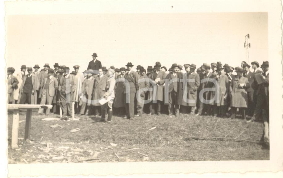 Fotografia d epoca originale 1935 ca Area di PAVIA Folla a un evento militare  Foto 12x8 cm 3 1