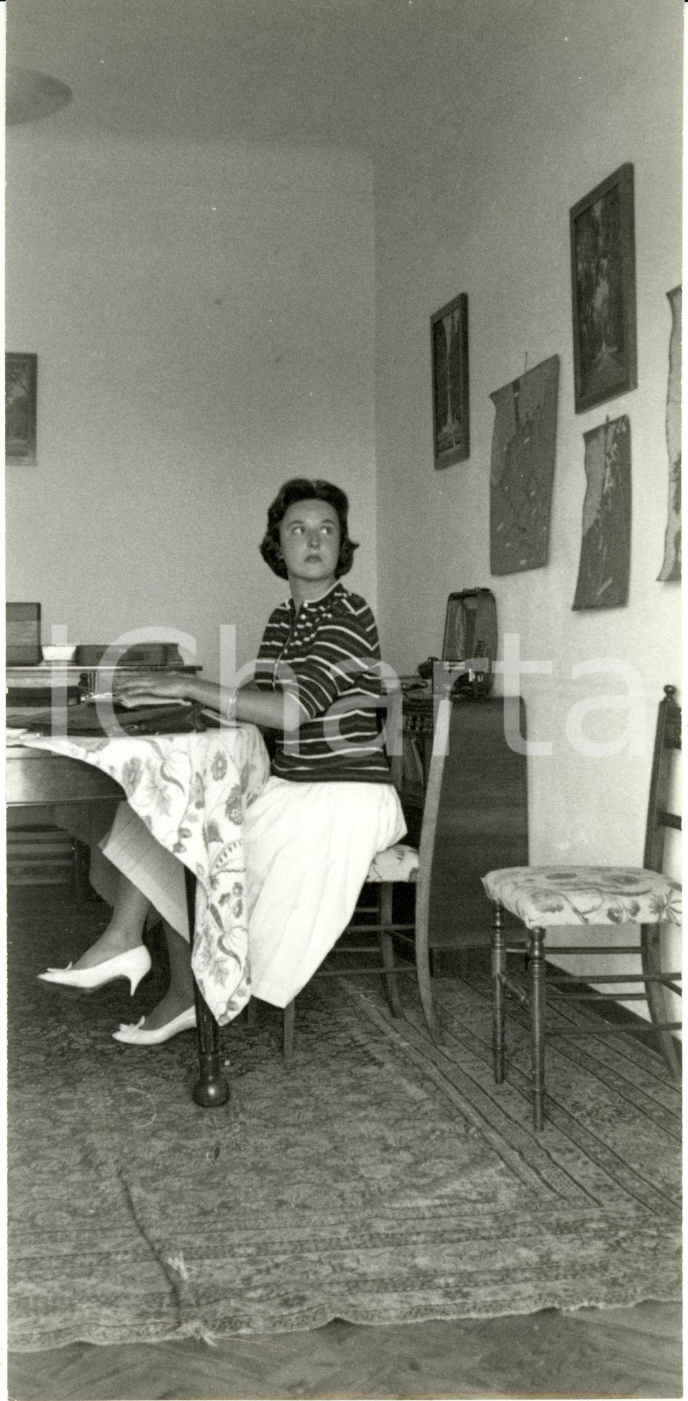 Fotografia d epoca originale 1960 ca Infanta PILAR di BORBONESPAGNA Duchessa BADAJOZ nella sua casa 2 1