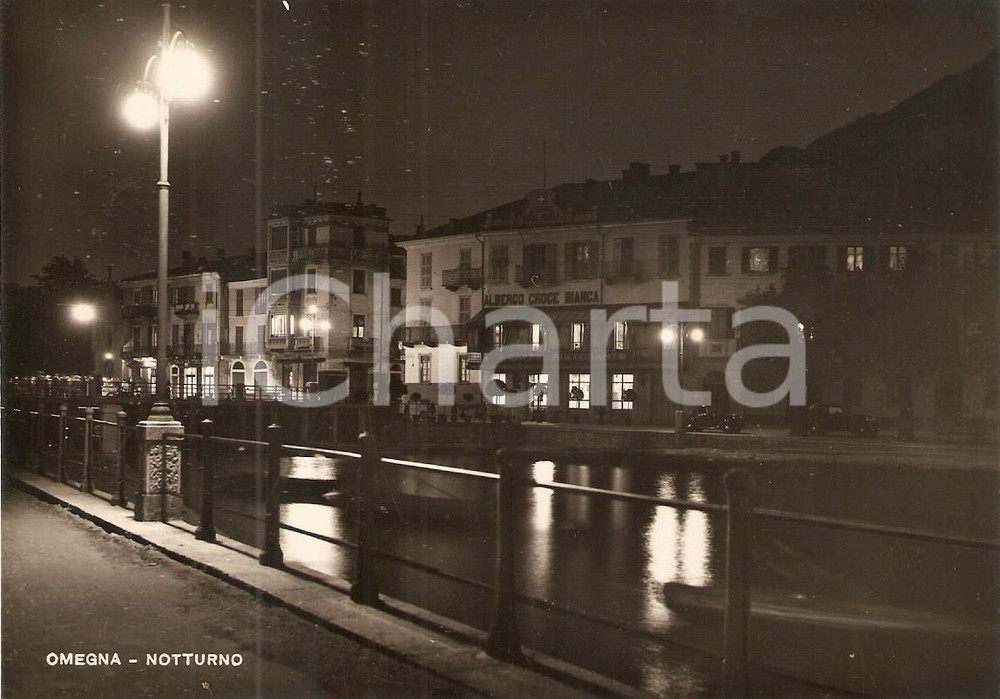 Cartolina originale da collezione 1960 ca OMEGNA VB Panorama notturno Cartolina postale FG NV 1