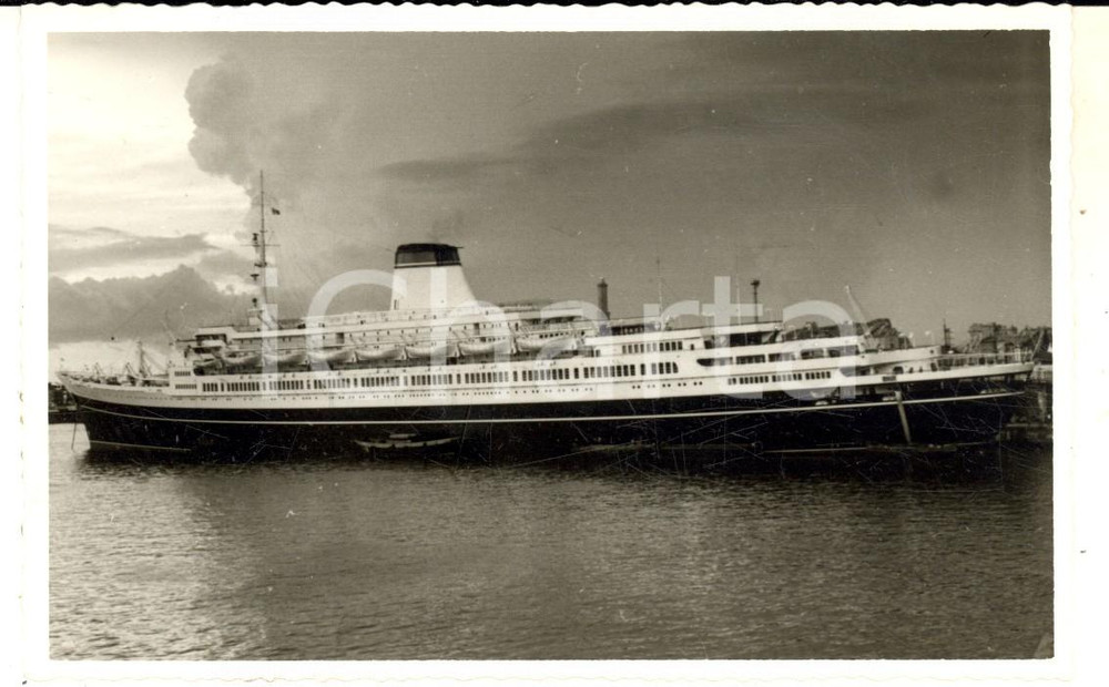 Cartolina originale da collezione 1950 ca MARINA ITALIANA Nave passeggeri all uscita da un porto Foto cartolina 3 1