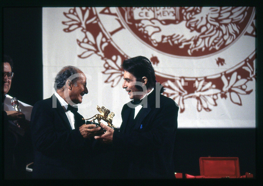 Fotografia d epoca originale 1994 VENEZIA Gillo PONTECORVO Al PACINO Mostra del cinema 35mm VINTAGE SLIDE 1