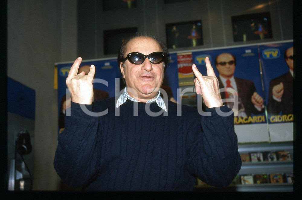 Fotografia d epoca originale 1994 MUSICA Giorgio BRACARD presenta disco BECCATE QUESTA 35mm VINTAGE SLIDE 1