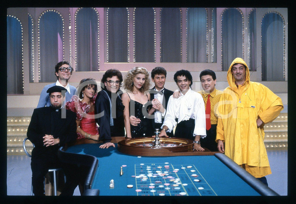 Fotografia d epoca originale 1988 FATE IL VOSTRO GIOCO Fabio FAZIO Lella COSTA con il cast 35mm VINTAGE SLIDE 1