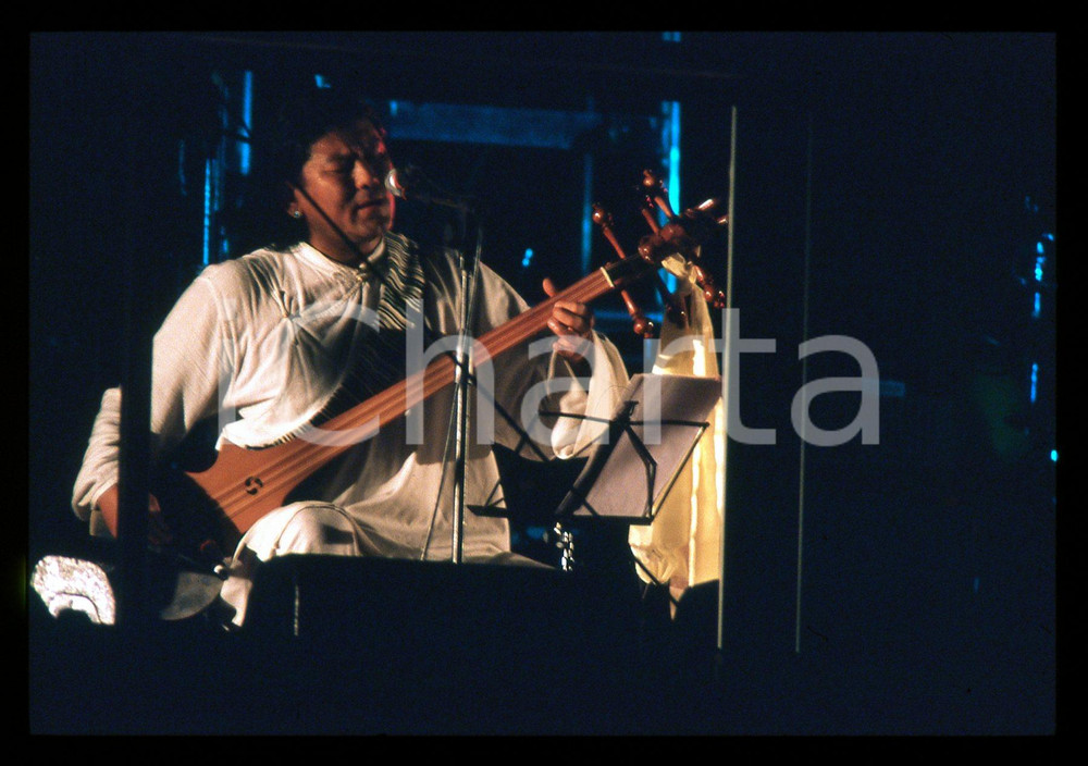 Fotografia d epoca originale 1990 ca MILANO Loten NAMLING in concerto 35mm VINTAGE SLIDE 1