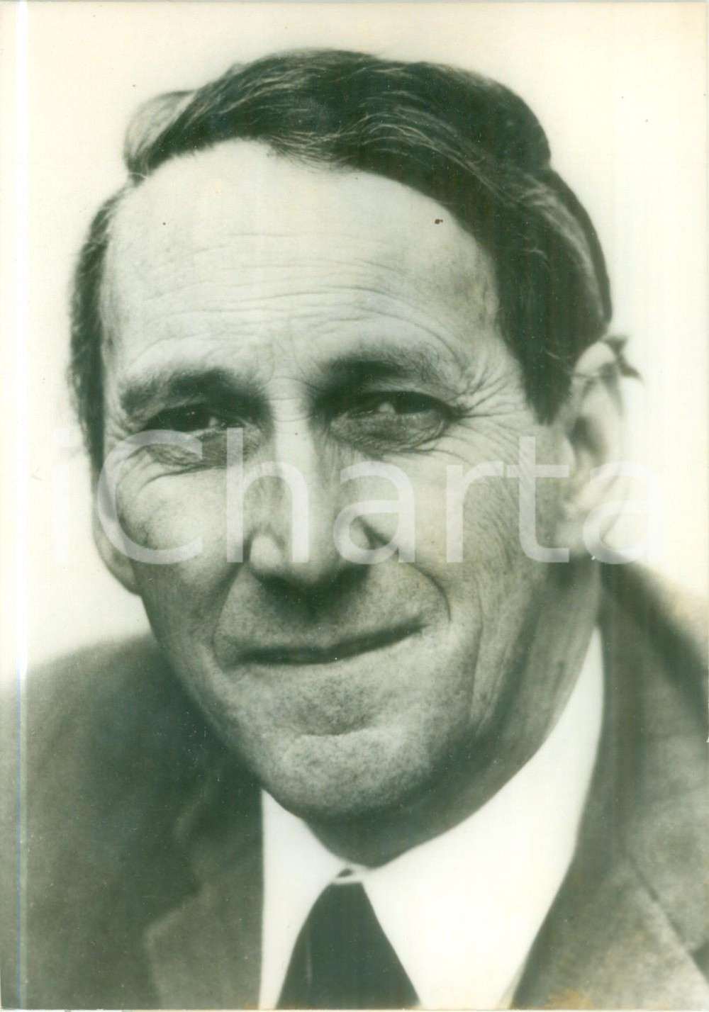 Fotografia d epoca originale 1975 PARIS Nicholas HENDERSON nuovo ambasciatore britannico Foto 1