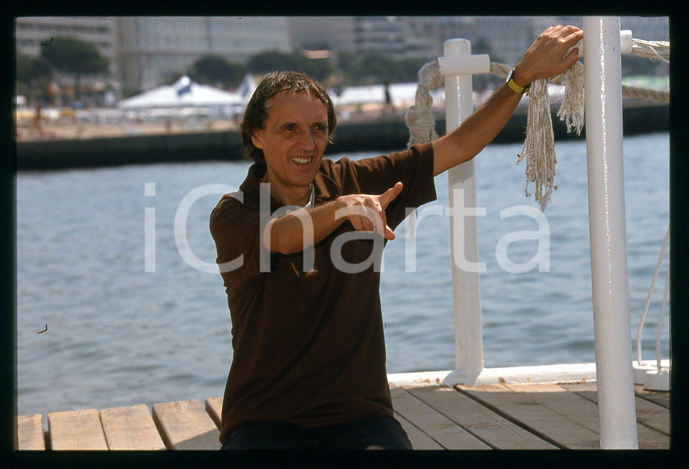 Fotografia d epoca originale 1997 CANNES Dario ARGENTO al Festival del cinema 35mm VINTAGE SLIDE 1