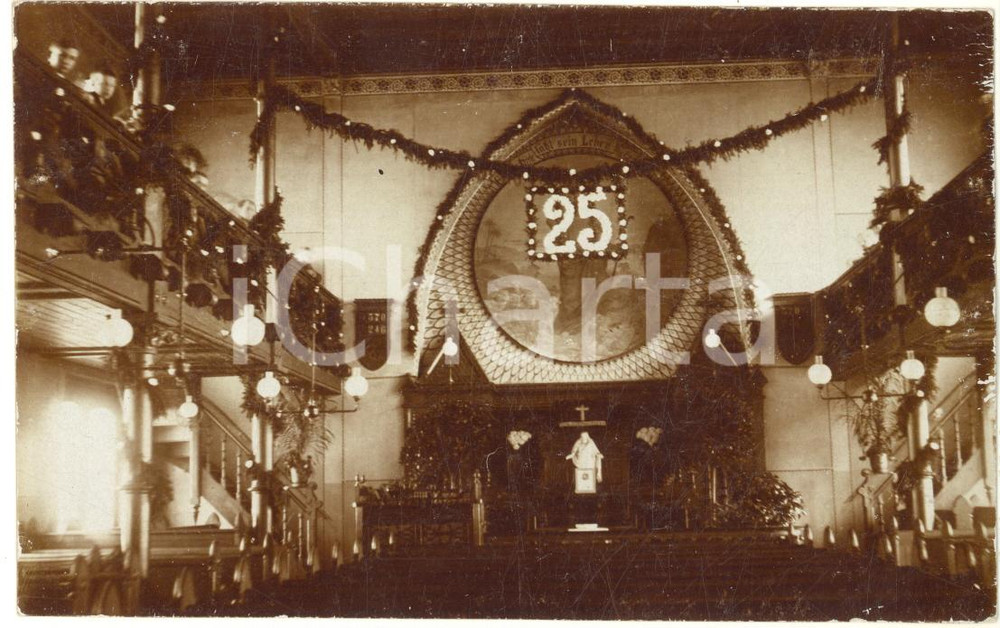1920 ca CHEMNITZ Friedenskirche - Interior church 25th anniversary *Postcard Rara cartolina postale, originale d'epoca, che mostra l'allestimento per il 25° anniversario dell'attuale chiesa evangelico-metodista di Chemnitz. CONDIZIONI:FAIR/discreto minime abrasioni marginaliFORMATO: 14x9 cm originale e autentica 1