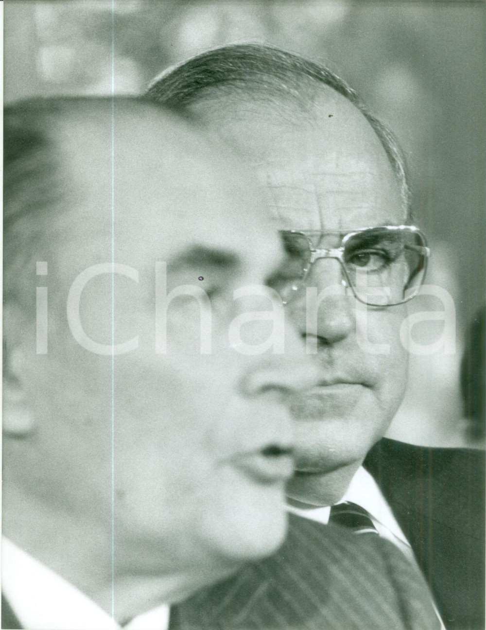 Fotografia d epoca originale 1982 BONN Helmut KOHL e François MITTERRAND a colloquio Fotografia 2 1