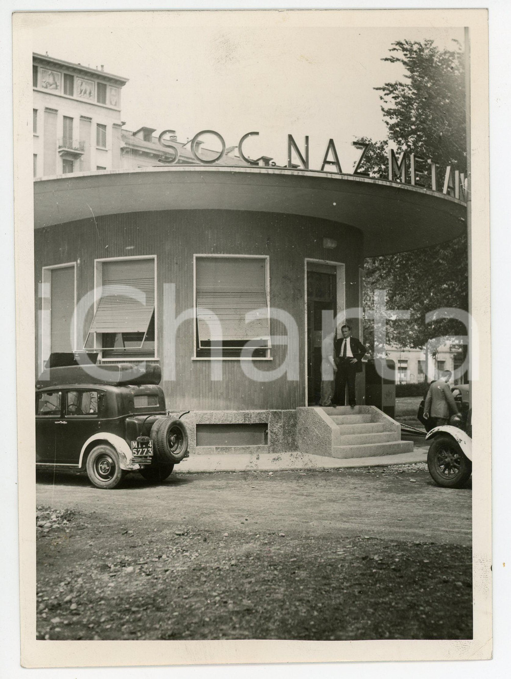 1943 MILANO - SNAM Stazione del metano - Foto 17x12 cm Fotografia d'epoca.A5 CONDIZIONI:FAIR/discreto Lievi difetti di stampaFORMATO: 17x12 cm originale e autentica 1