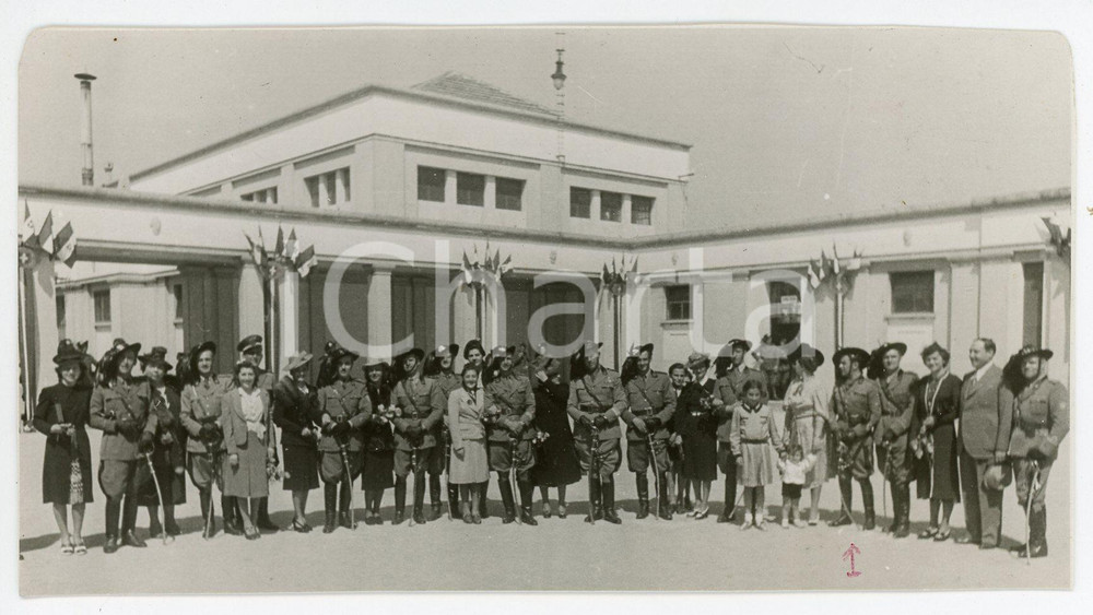 Fotografia d'epoca originale 1939 BUSTO ARSIZIO - SACCONAGO Bersaglieri alla Colonia elioterapica - Foto 1