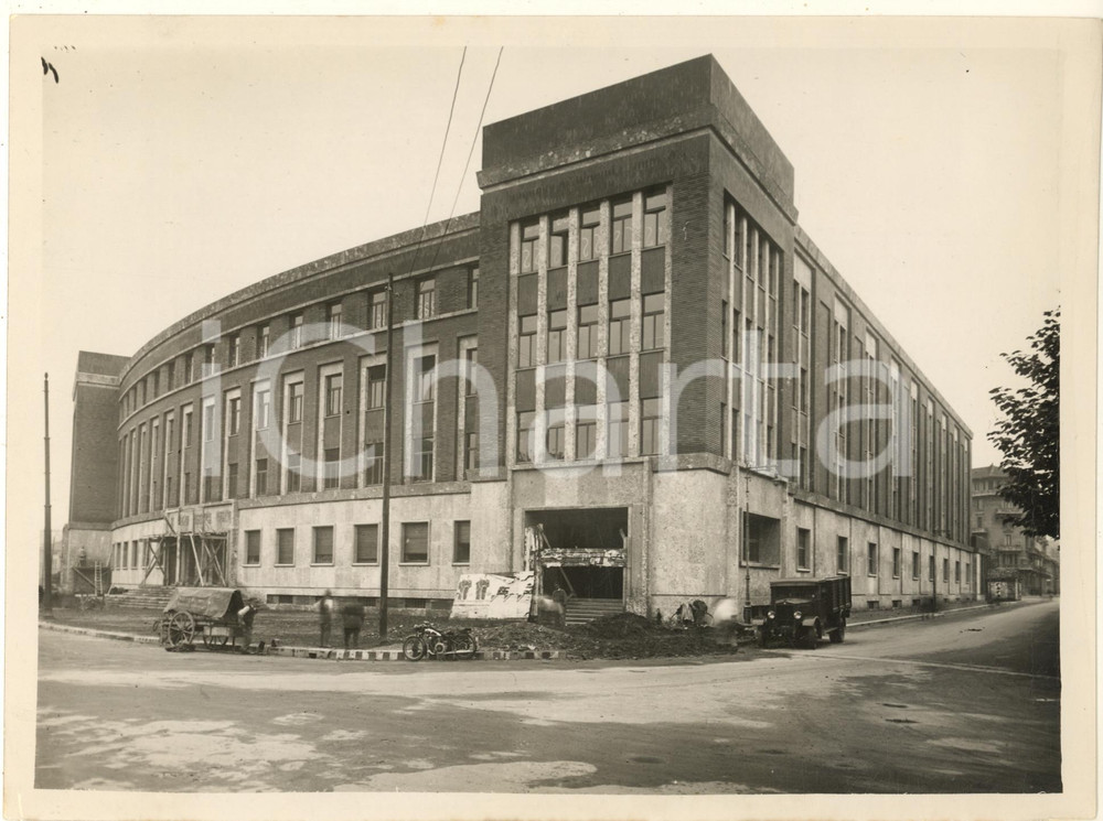 Fotografia d'epoca originale 1936 MILANO Piazza Ascoli - Nuovo Liceo VIRGILIO a fine cantiere *Foto 1