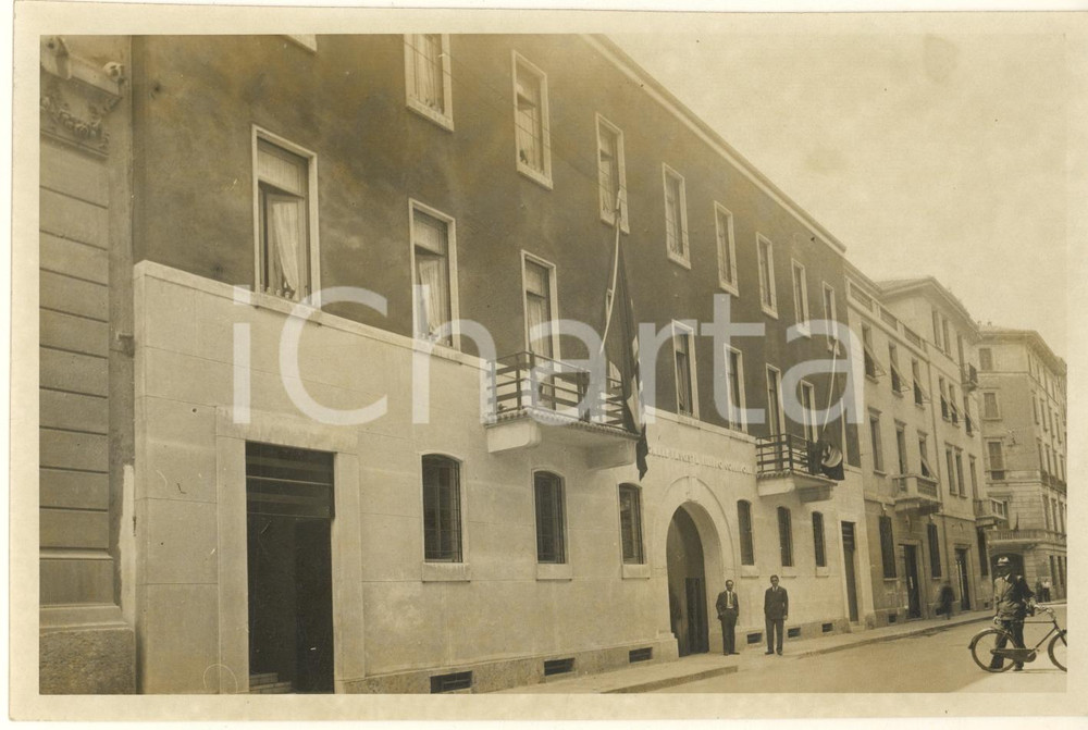 Fotografia d'epoca originale 1934 MILANO Via Litta - Nuova sede Gruppo Rionale Fascista CORRIDONI *Foto 1