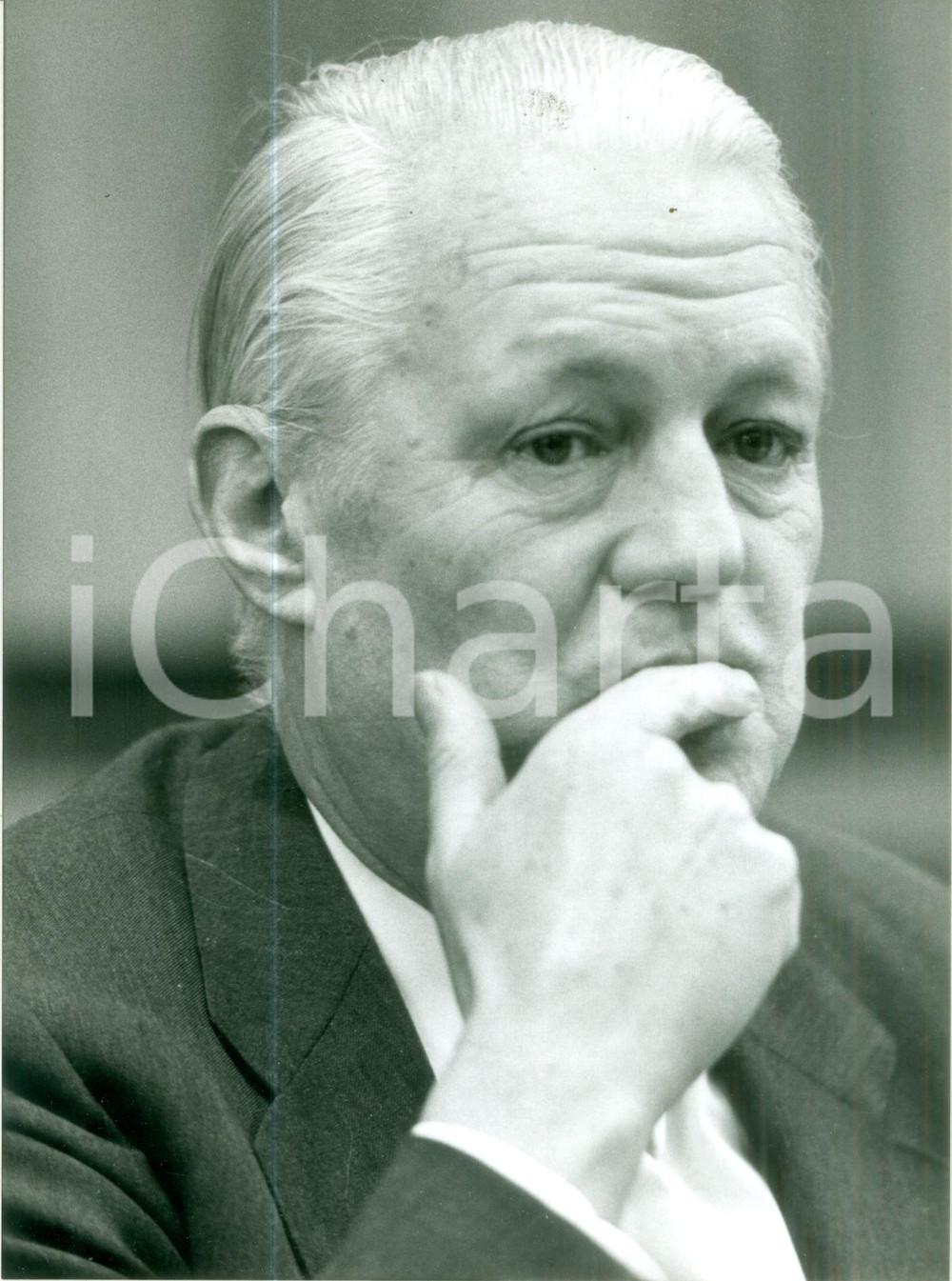 Fotografia d epoca originale 1987 BONN Ministro Gerhard STOLTENBERG in conferenza stampa Fotografia 1