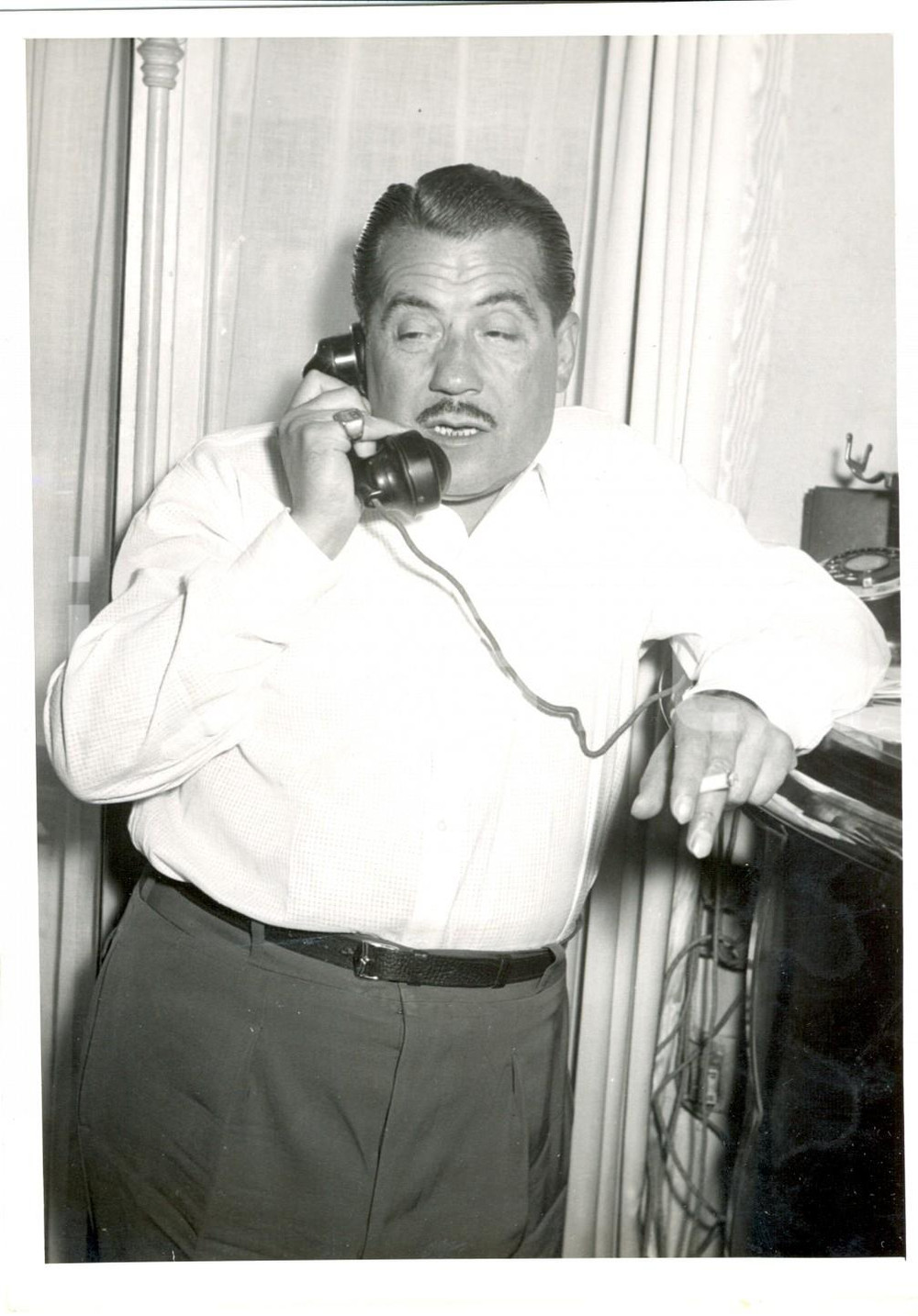 Fotografia d epoca originale 1955 PARIS L attore francese Henri VILBERT al telefono Fotografia 1