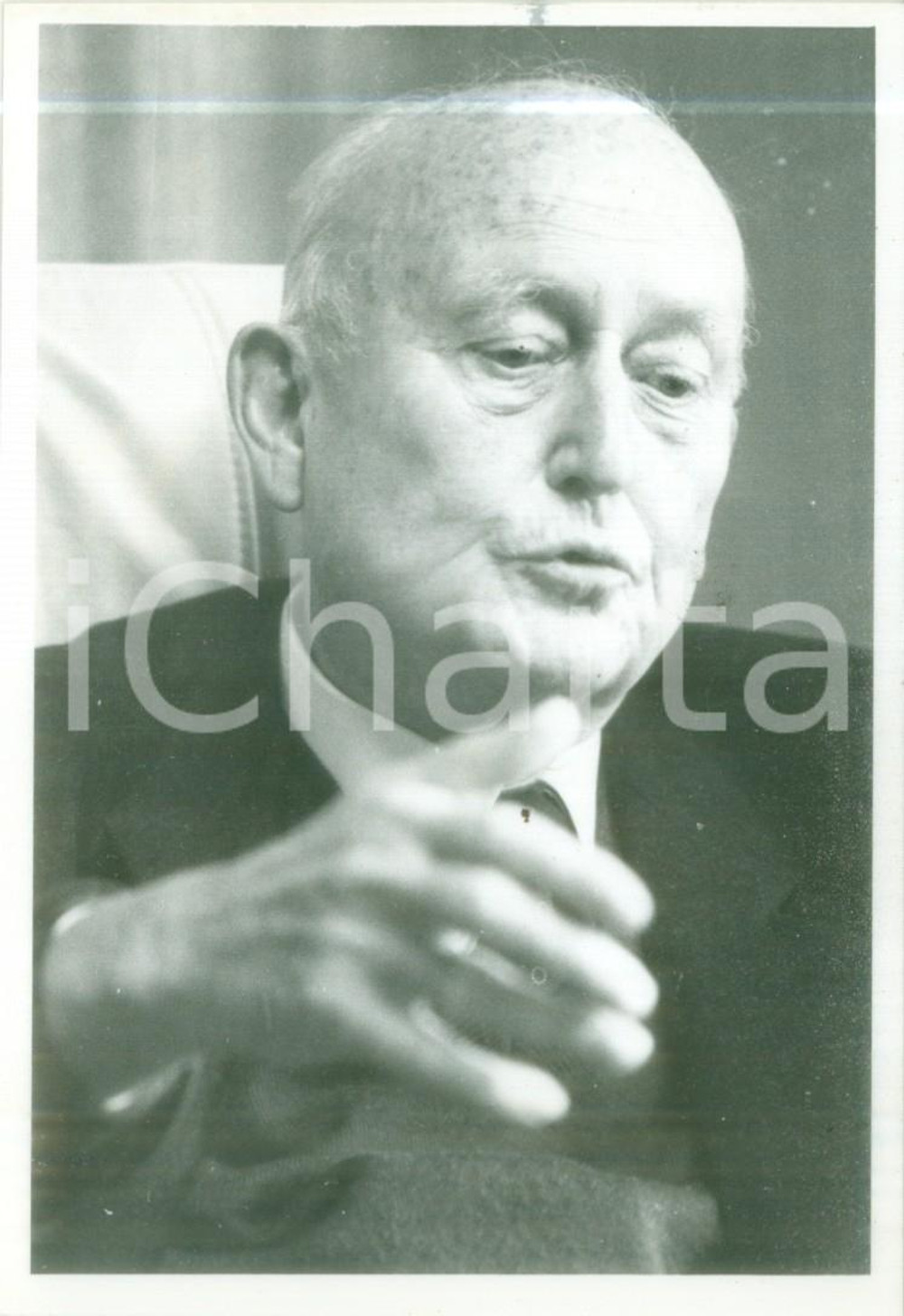 Fotografia d epoca originale 1990 ca PARIS Pierre PFLIMLIN in conferenza stampa  Fotografia 1