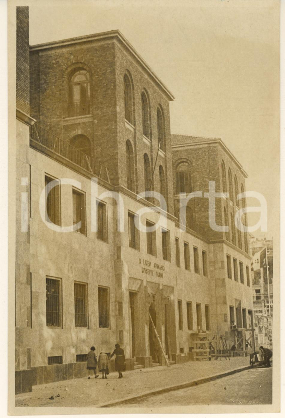 Fotografia d'epoca originale 1933 MILANO Via Goito - Nuovo palazzo del Liceo Classico PARINI *Foto 12x17 cm 1