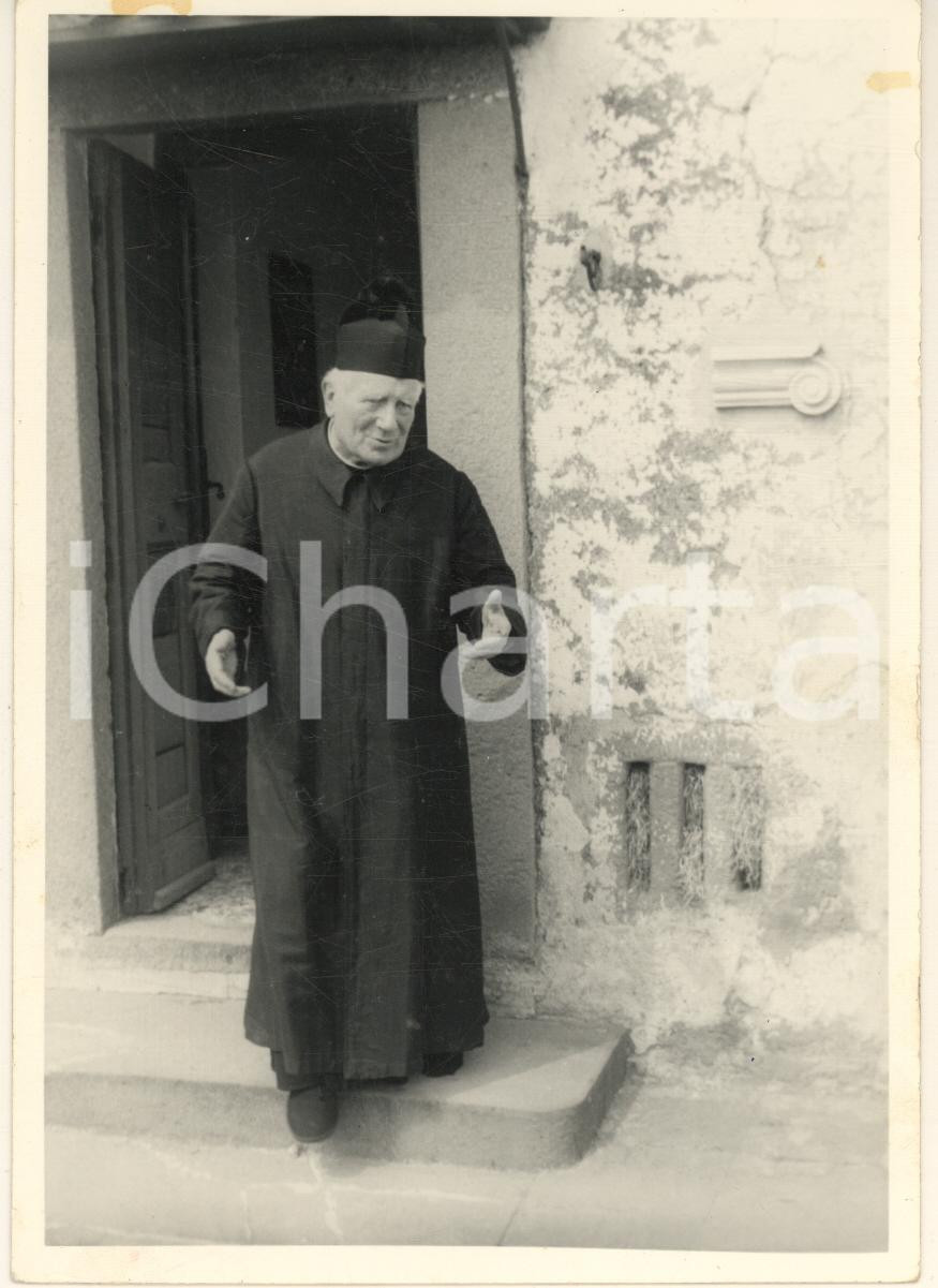 Fotografia d'epoca originale 1967 SAN GENESIO ED UNITI (PV) Ritratto del parroco *Foto 11x16 cm 1