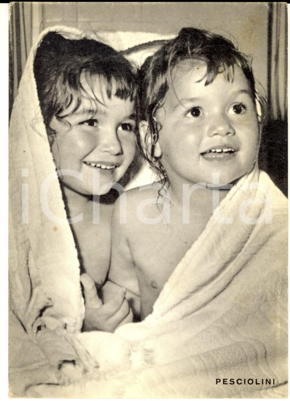 Cartolina originale da collezione 1960 ca MILANO Istituto LA CASA  BAMBINI Pesciolini Cartolina VINTAGE FG NV 1
