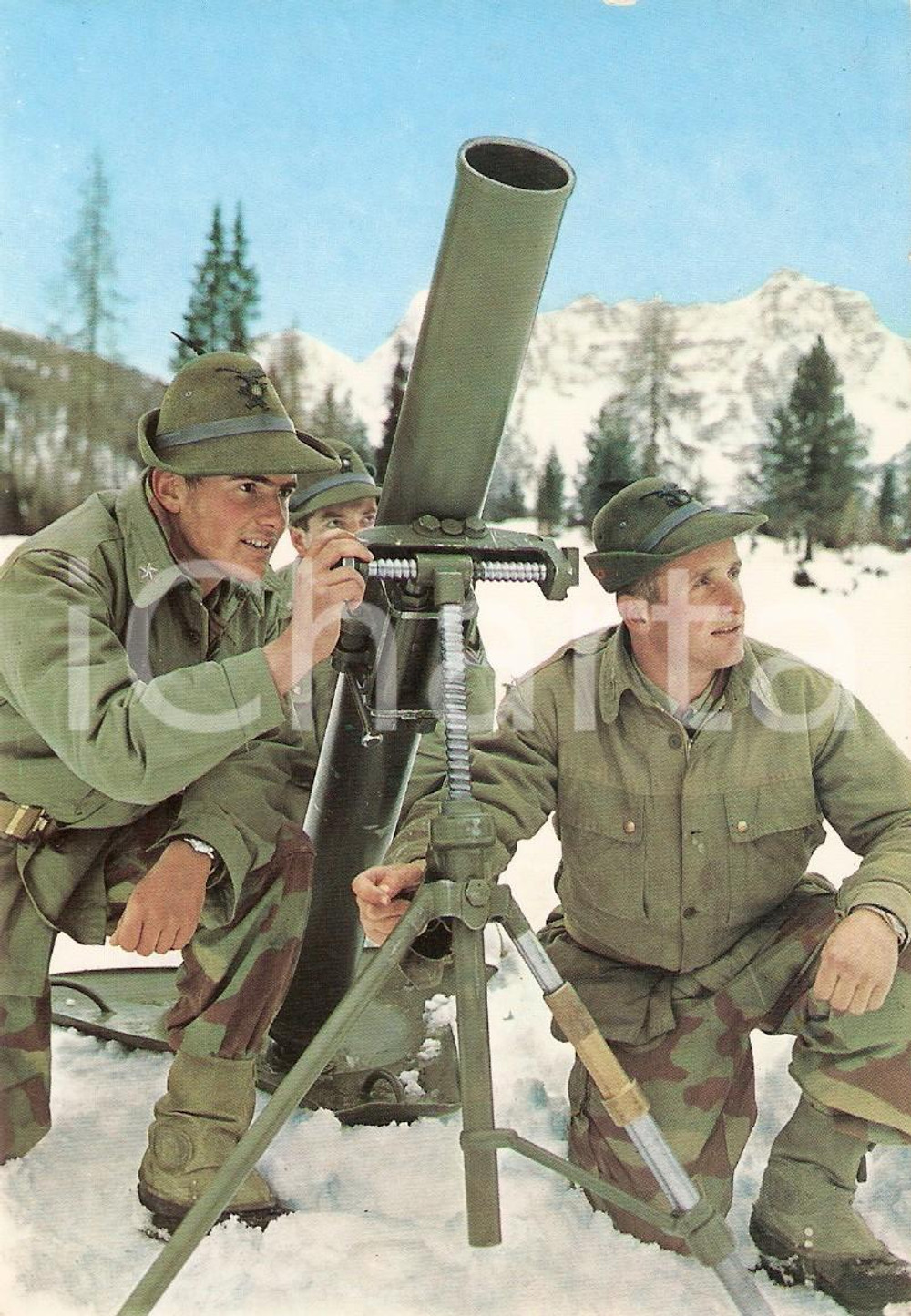 Cartolina originale da collezione 1980 ca STATO MAGGIORE DELL ESERCITO Serventi al MORTAIO 81 Cartolina FG NV 1