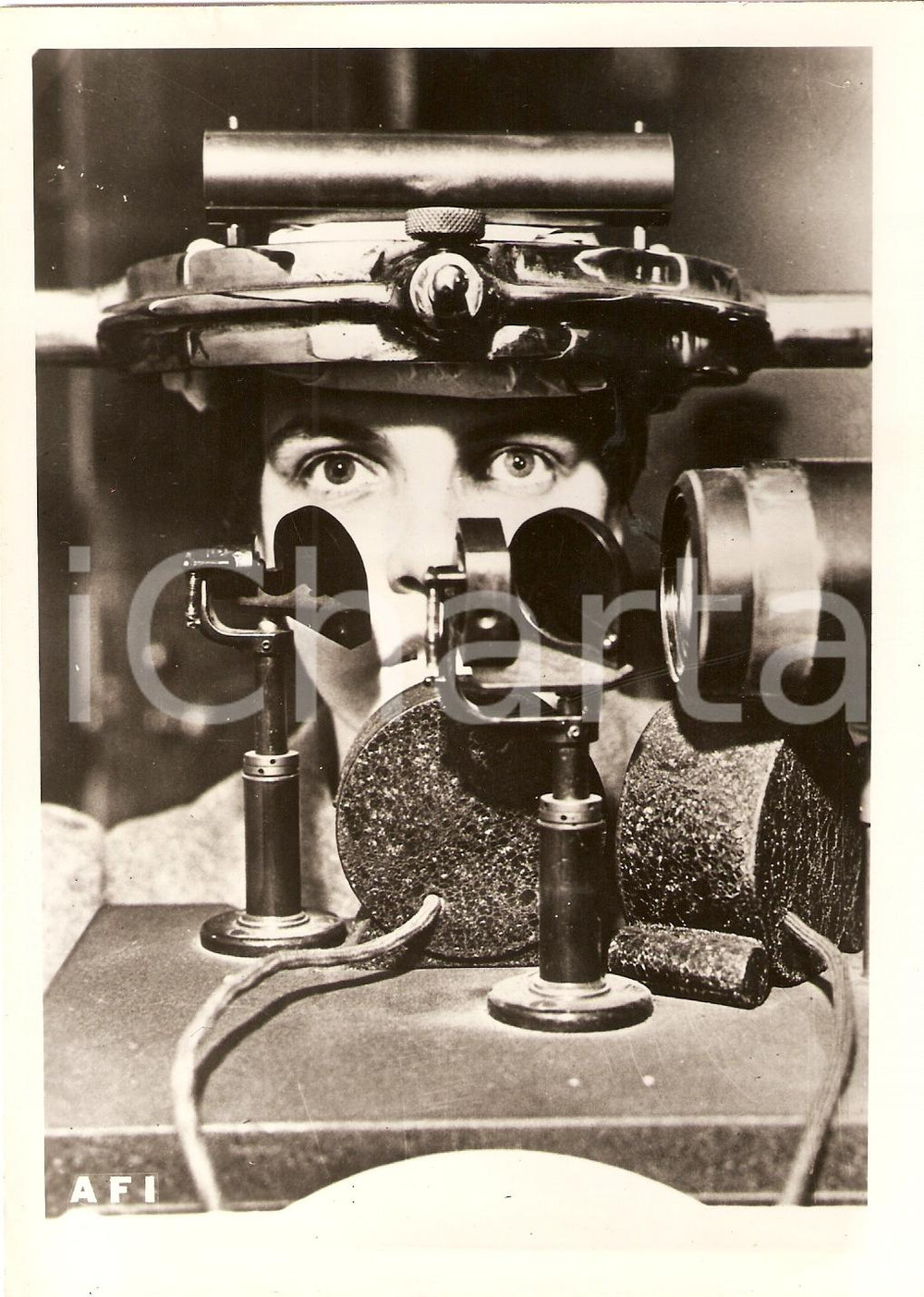 Fotografia d epoca originale 1941 PARMA Apparecchio BUSXEL per registrare gli occhi 1