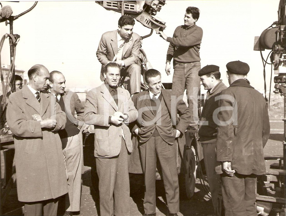 Fotografia d epoca originale 1961 GLI INCENSURATI Regista Francesco GIACULLI sul set Foto GALFANO 18x13 cm 1