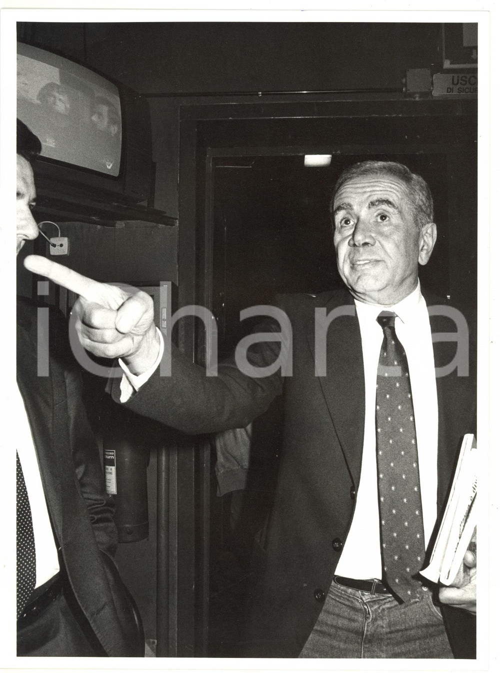 Fotografia d epoca originale 1985 ca ANTENNA 3  Ritratto di Enzo TORTORA  Fotografia VINTAGE 18x24 cm 1