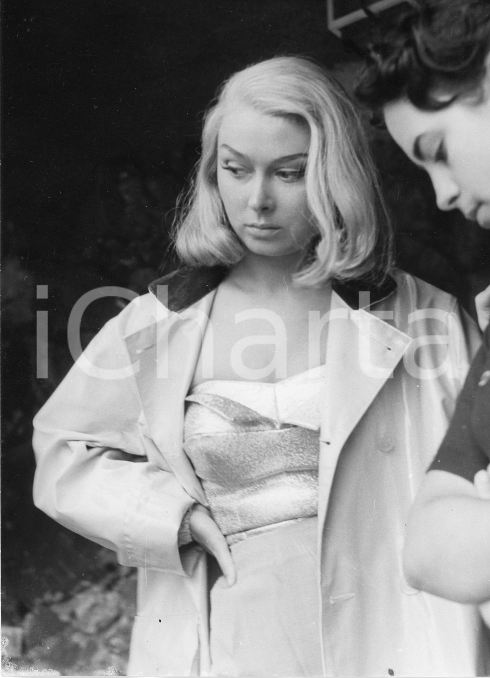 Fotografia d epoca originale 1958 RAPALLO Attrice Dorian GRAY sul set di Racconti d estate Foto 18x24 cm 1