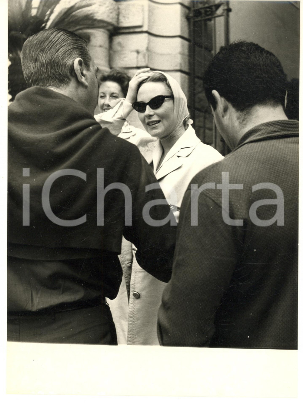 Fotografia d epoca originale 1958 RAPALLO Attrice Michèle MORGAN all Hotel Excelsior  Foto 18x24 1