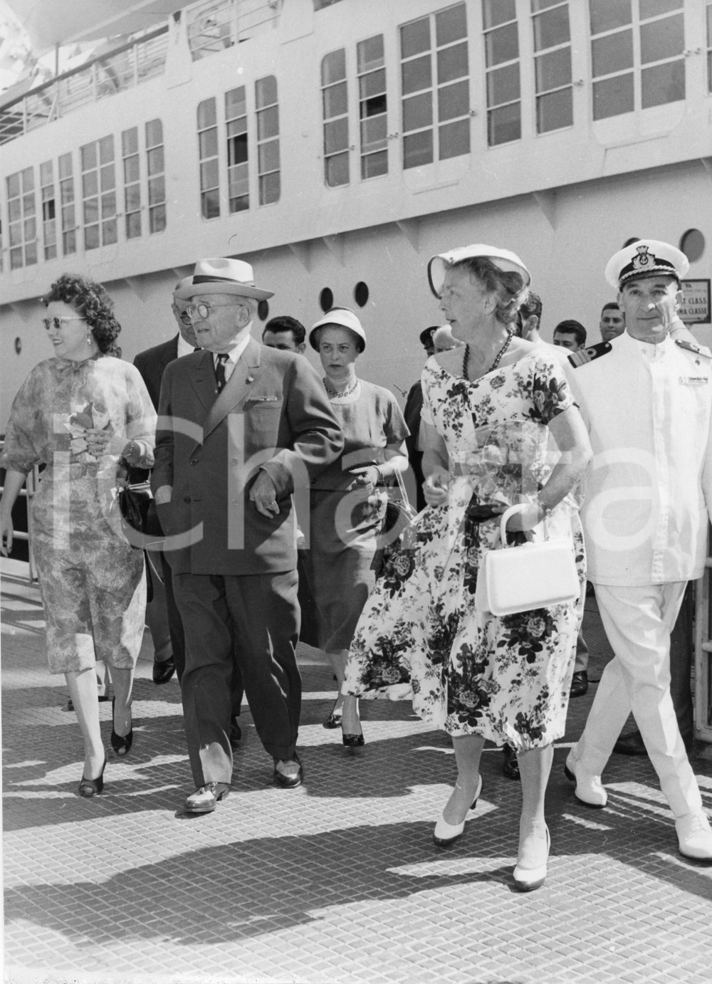 Fotografia d epoca originale 1958 GENOVA Arrivo ex presidente Harry TRUMAN con la moglie Elizabeth Foto 1 1