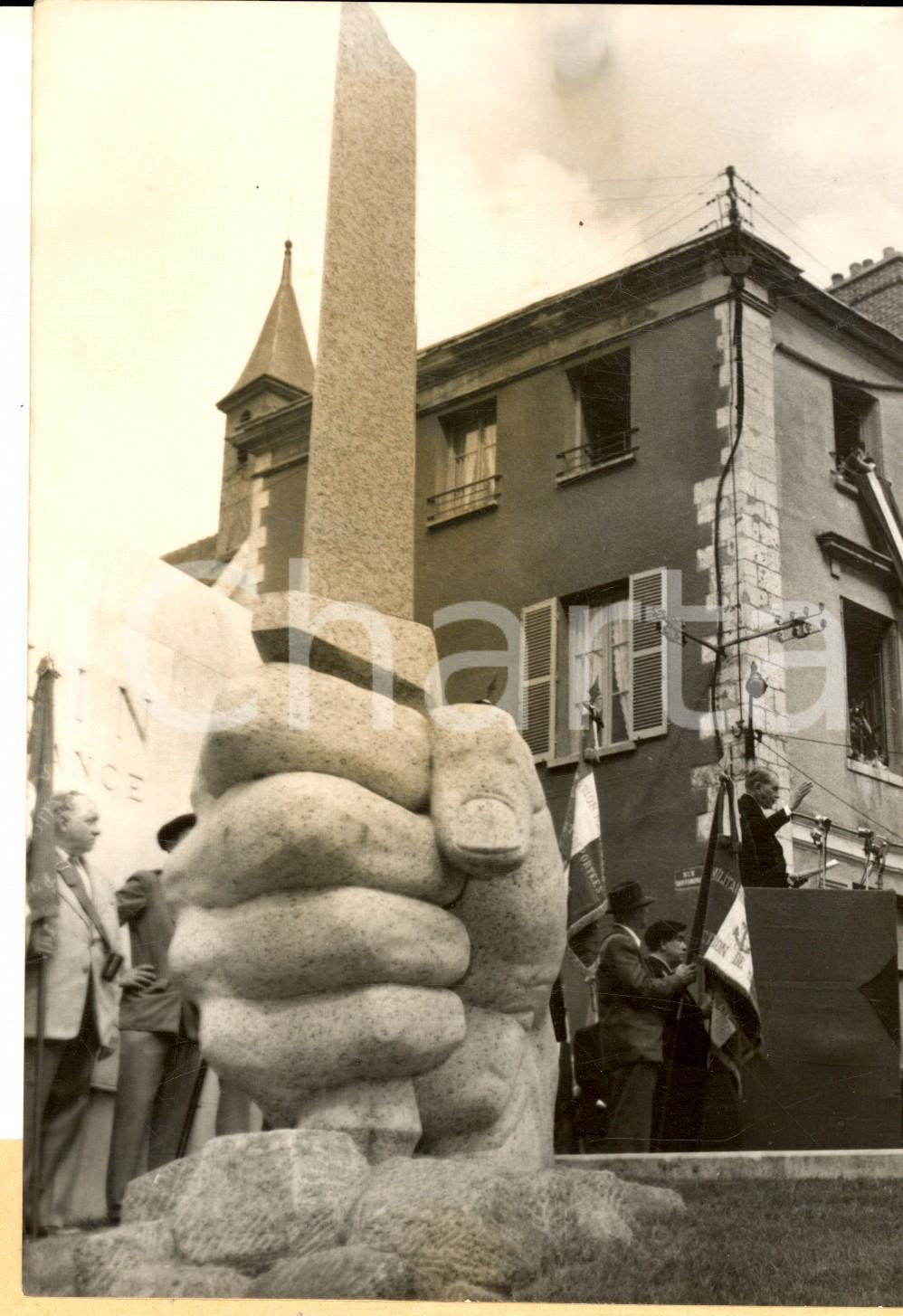 Fotografia d epoca originale 1948 CHARTRES René COTY inaugure le monument à Jean MOULIN Photo 14x18 cm 1