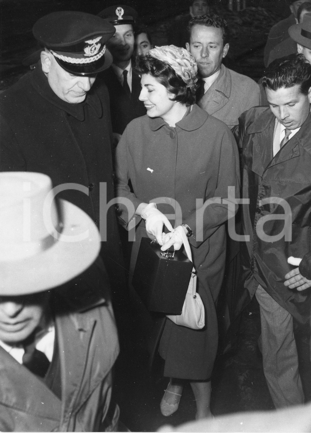 Fotografia d epoca originale 1958 GENOVA Arrivo della principessa SORAYA dell Iran  Foto 24x18 cm 3 1