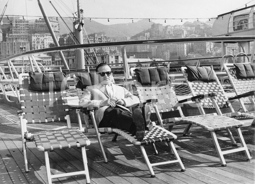 Fotografia d epoca originale 1958 GENOVA T/N Independence  Arrivo compositore Jule STYNE Foto 24x18 cm 1 1