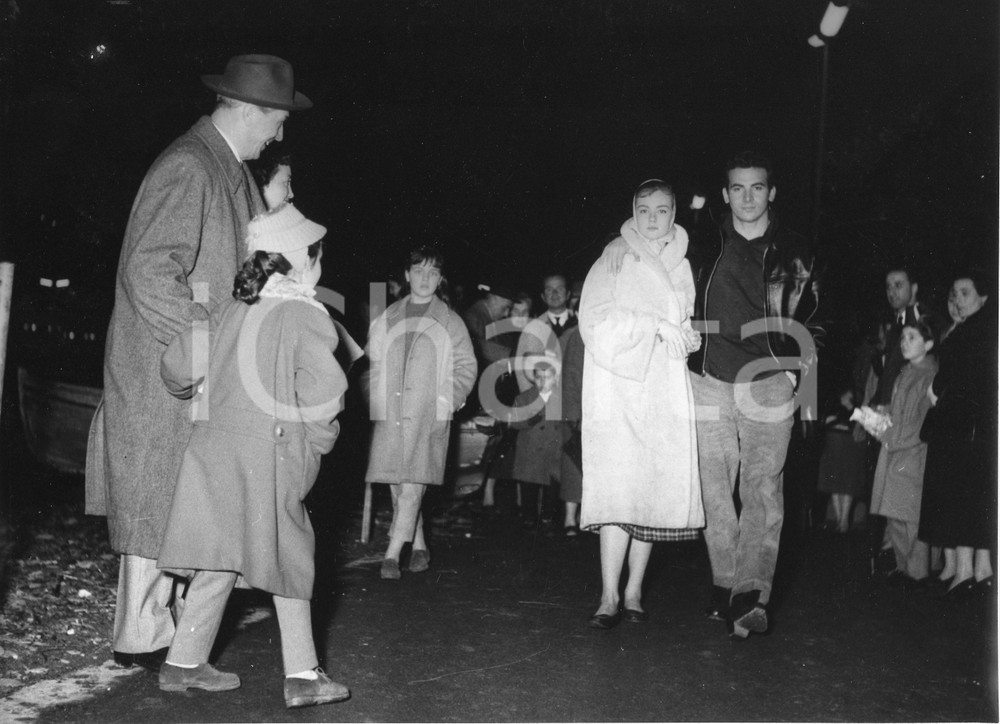 Fotografia d epoca originale 1958 RAPALLO Maurizio ARENA Lorella DE LUCA Pentola d oro  Foto vintage RARA 3 1
