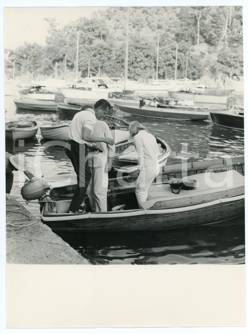 Fotografia d epoca originale 1962 PORTOFINO Glenn FORD Hope LANGE su un motoscafo Fotografia vintage RARA 1