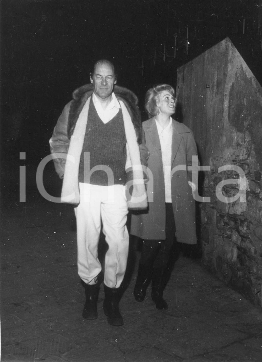 Fotografia d epoca originale 1962 GENOVA Rex HARRISON Rachel ROBERTS a passeggio  Foto vintage 18x24 cm 1 1