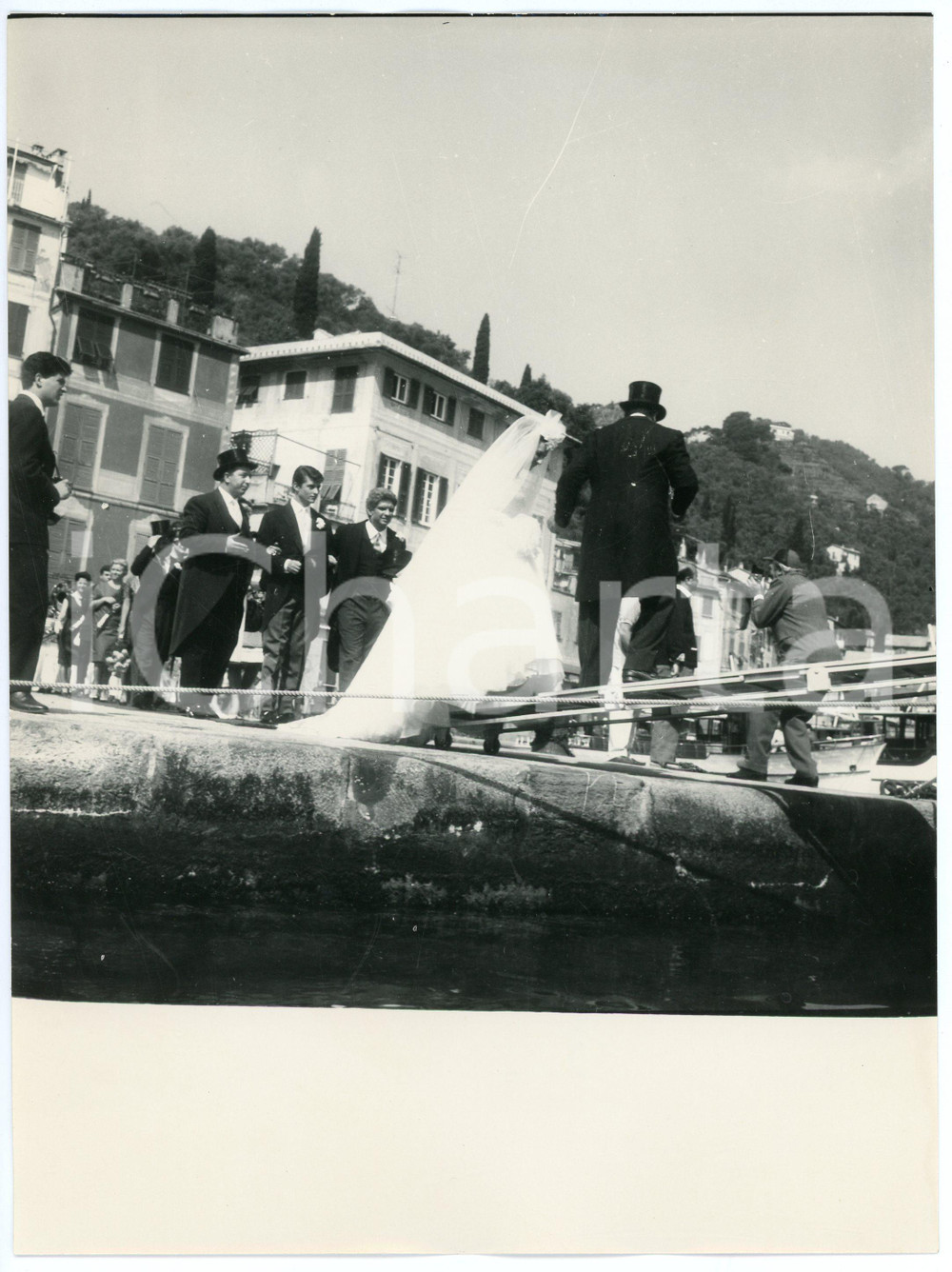 Fotografia d epoca originale 1962 PORTOFINO Film Appuntamento in Riviera  Nozze MINA Tony RENIS Foto 4 1