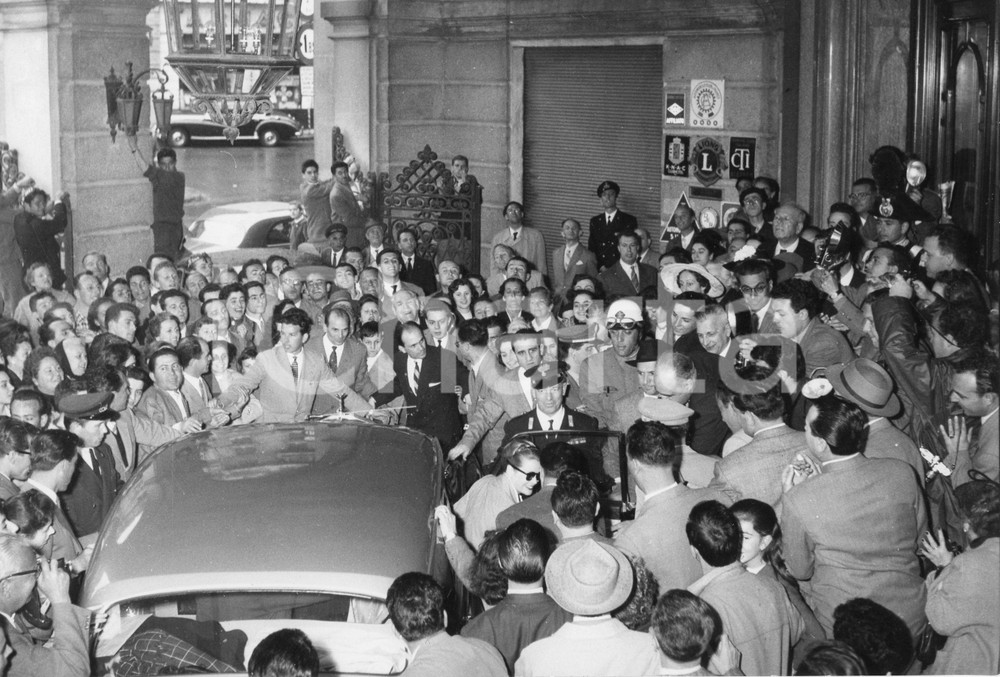 Fotografia d epoca originale 1957 GENOVA Ranieri III di MONACO Grace KELLY al Grand Hotel Colombia Excelsior 1