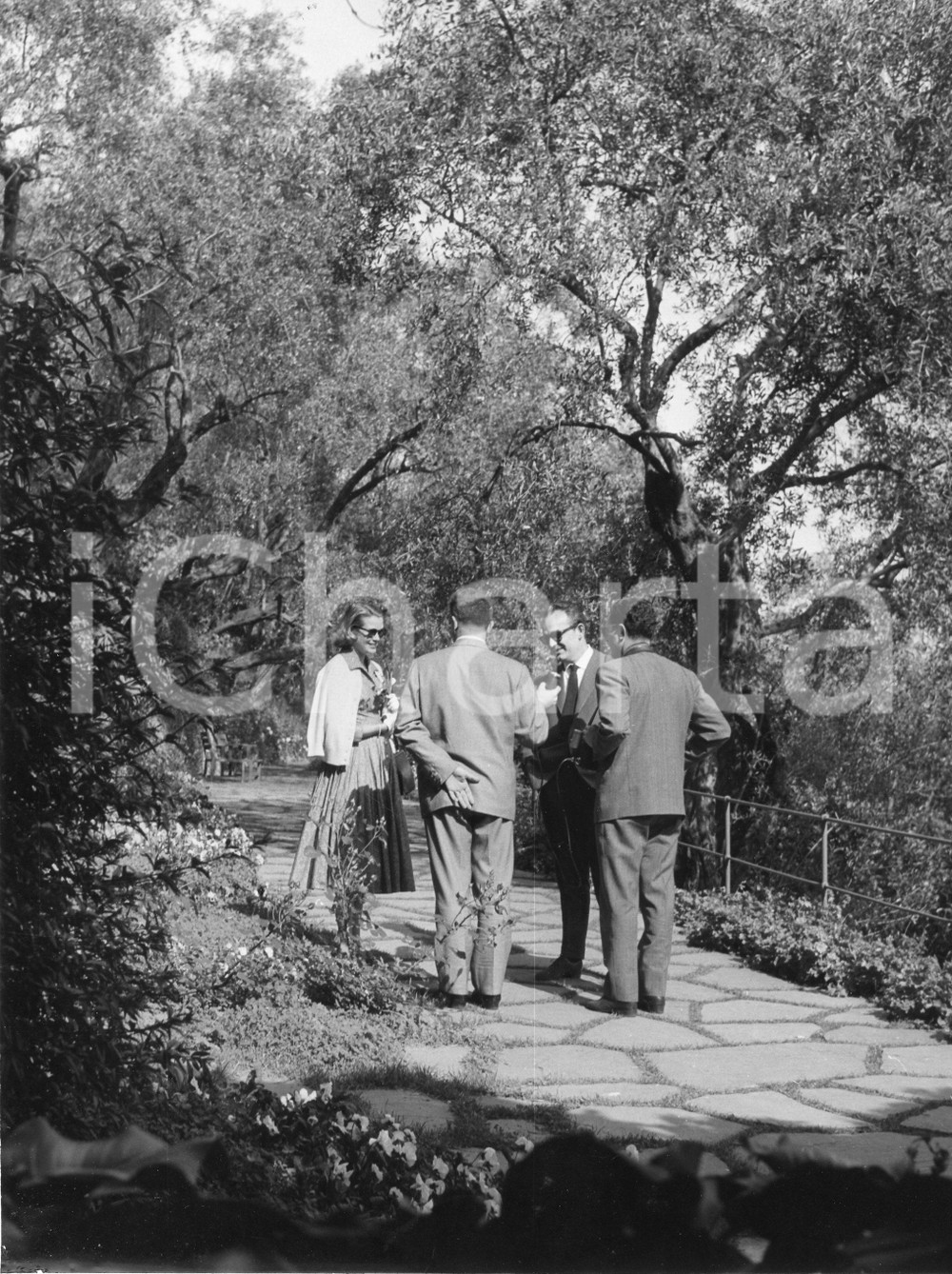 Fotografia d epoca originale 1957 PORTOFINO Grace KELLY Ranieri III di MONACO in vancanza  Foto 18x24 cm 1
