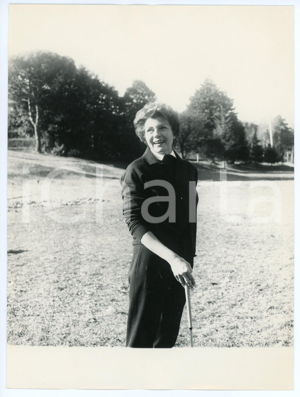 Fotografia d epoca originale 1961 RAPALLO Attrice Rita HAYWORTH sul campo da golf  Foto vintage 2 1