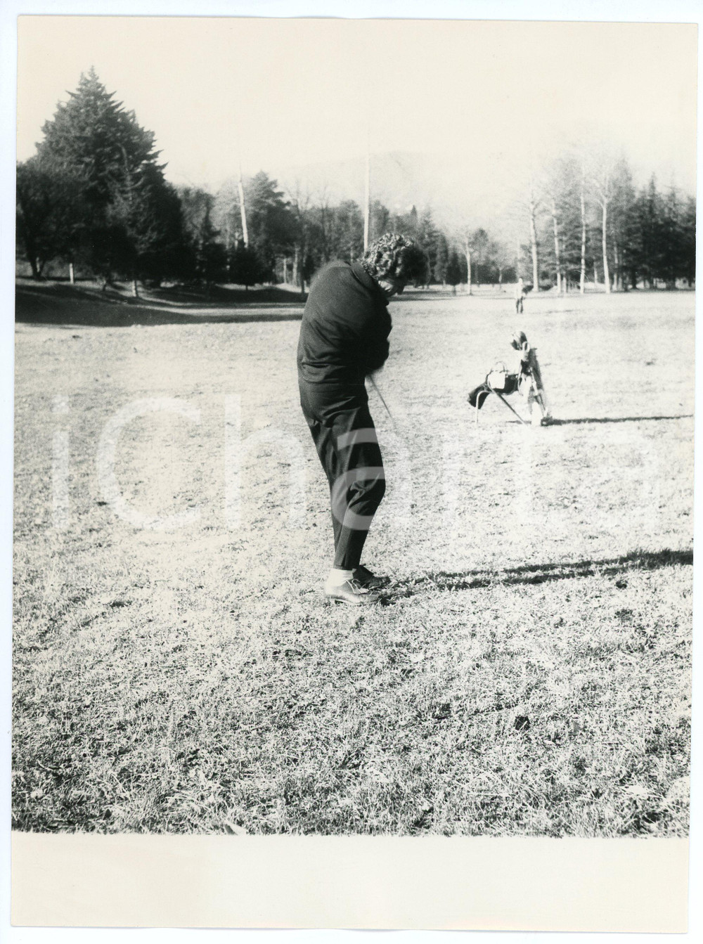 Fotografia d epoca originale 1961 RAPALLO Attrice Rita HAYWORTH sul campo da golf  Foto vintage 18x24 cm 1