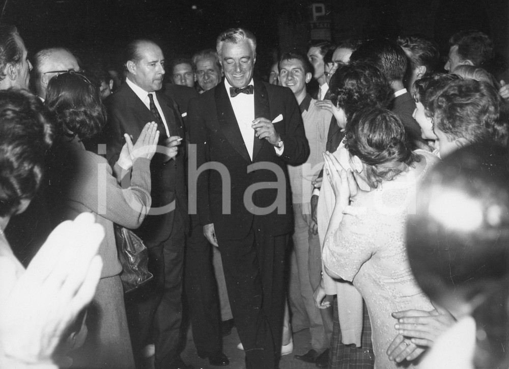 Fotografia d epoca originale 1959 GENOVA Vittorio DE SICA Roberto ROSSELLINI al Cinema PALAZZO Foto vintage 1 1