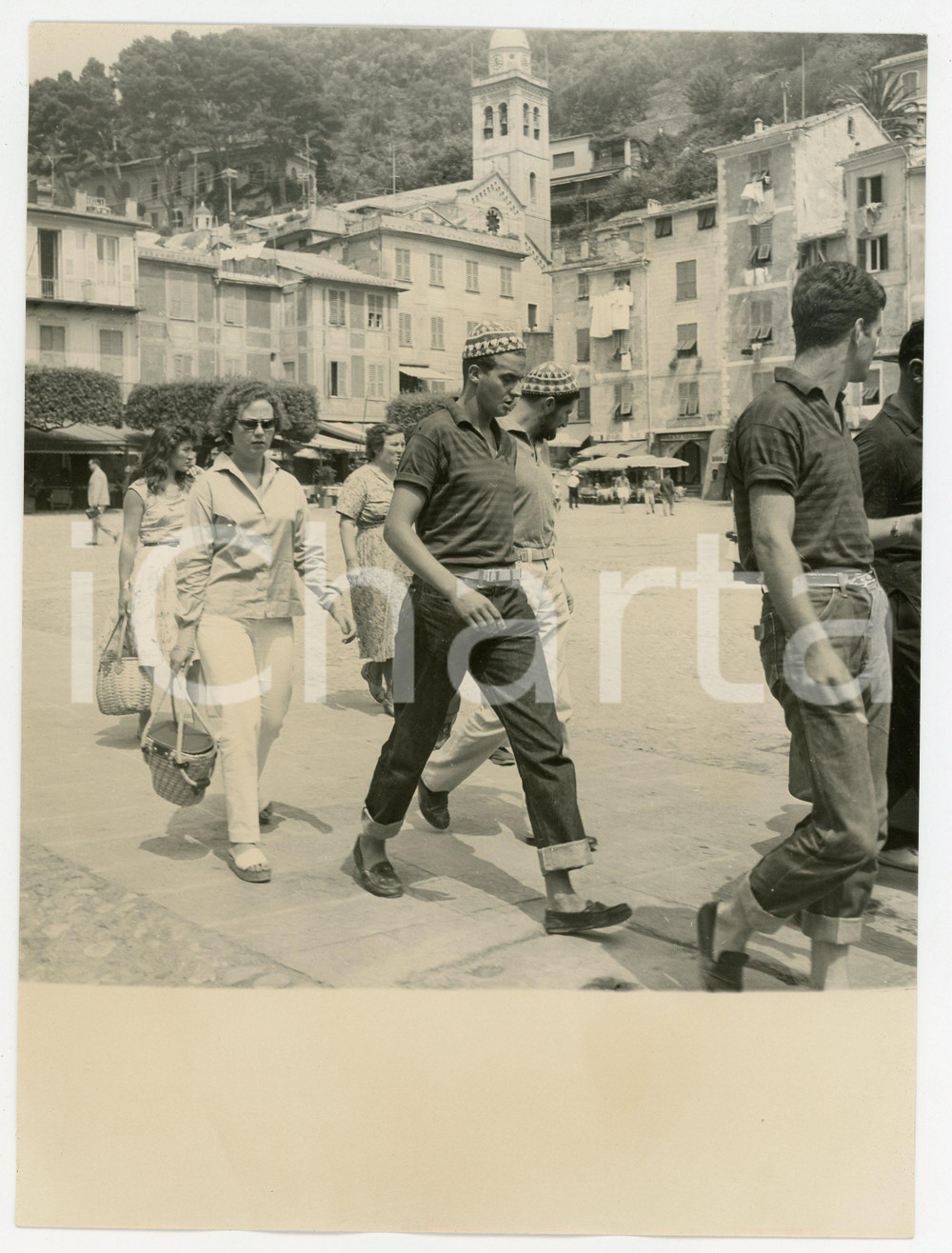 Fotografia d epoca originale 1959 PORTOFINO Juan Carlos di Borbone in vacanza  Foto vintage 18x24 cm 1 1