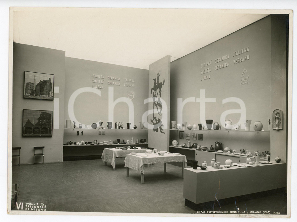 Fotografia d epoca originale 1936 MILANO VI TRIENNALE Galleria arti decorative  Ceramica VERBANO LAVENO Foto 1