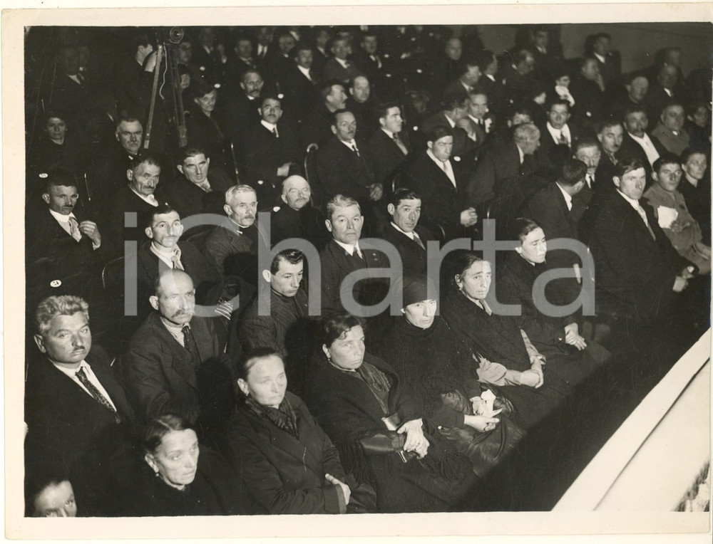 Fotografia d epoca originale 1938 MILANO Giornata degli spazzacamini  Distribuzione dei doni Foto 1