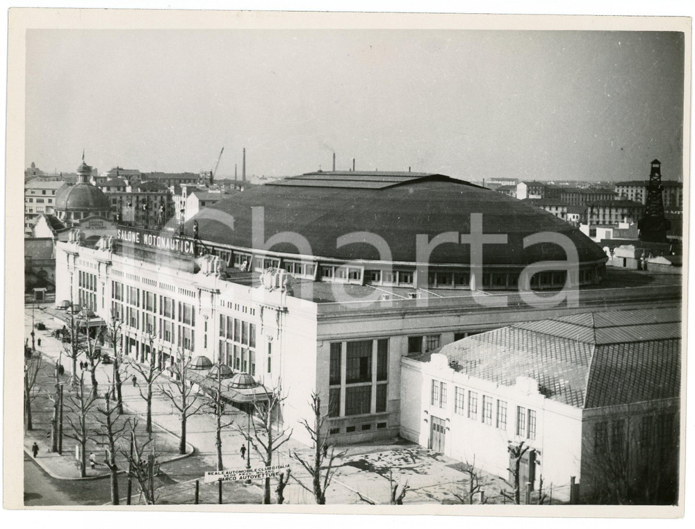 Fotografia d epoca originale 1935 MILANO Fiera Campionaria  Palazzo dello sport SALONE MOTONAUTICA Foto 1