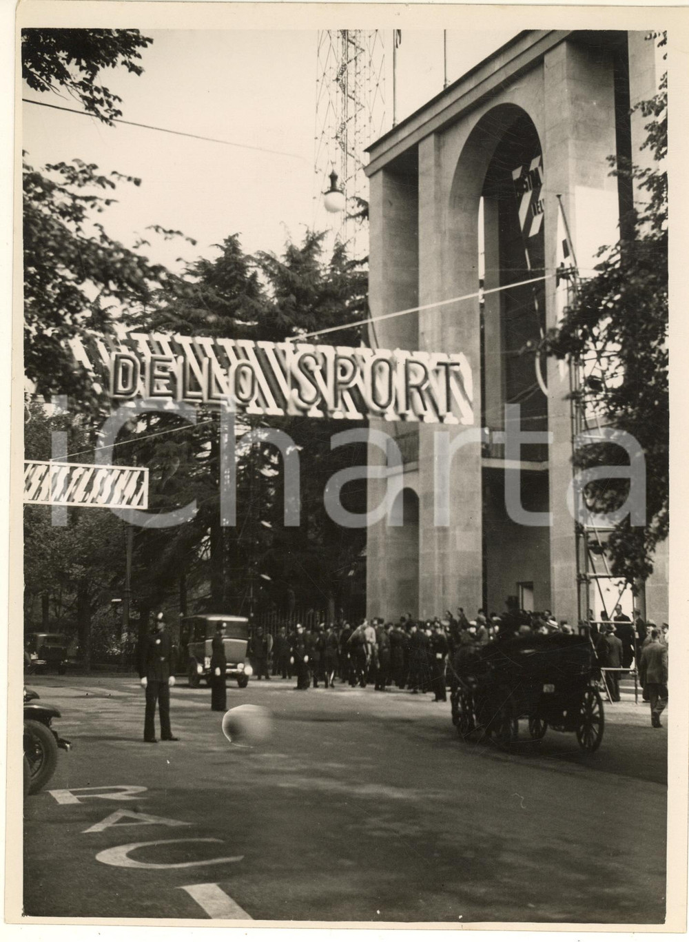 Fotografia d epoca originale 1935 MILANO TRIENNALE Palazzo dell Arte  Inaugurazione Mostra dello Sport Foto 1