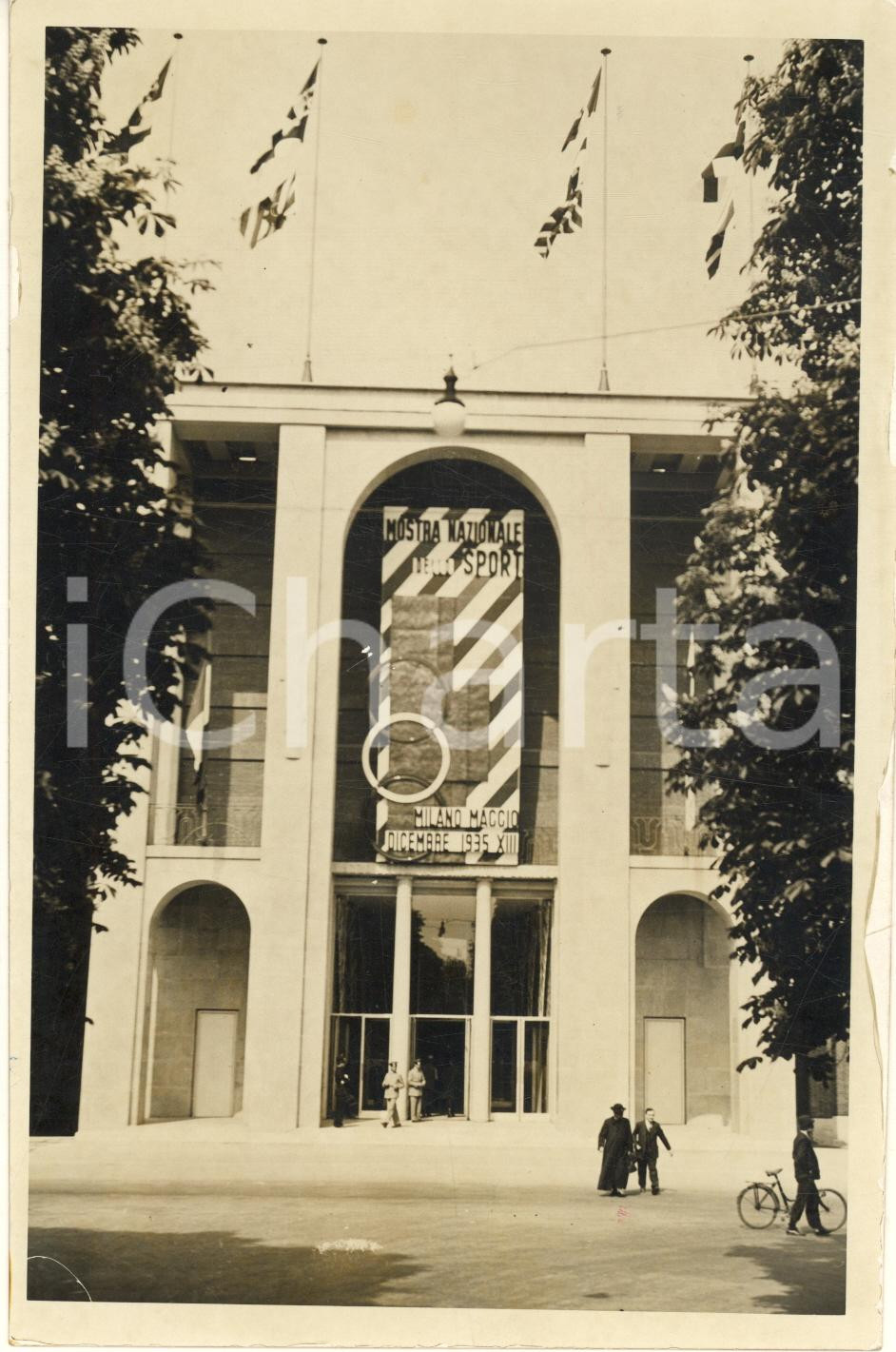 Fotografia d epoca originale 1935 MILANO TRIENNALE Mostra dello Sport  Ingresso principale Foto 13x18 cm 1