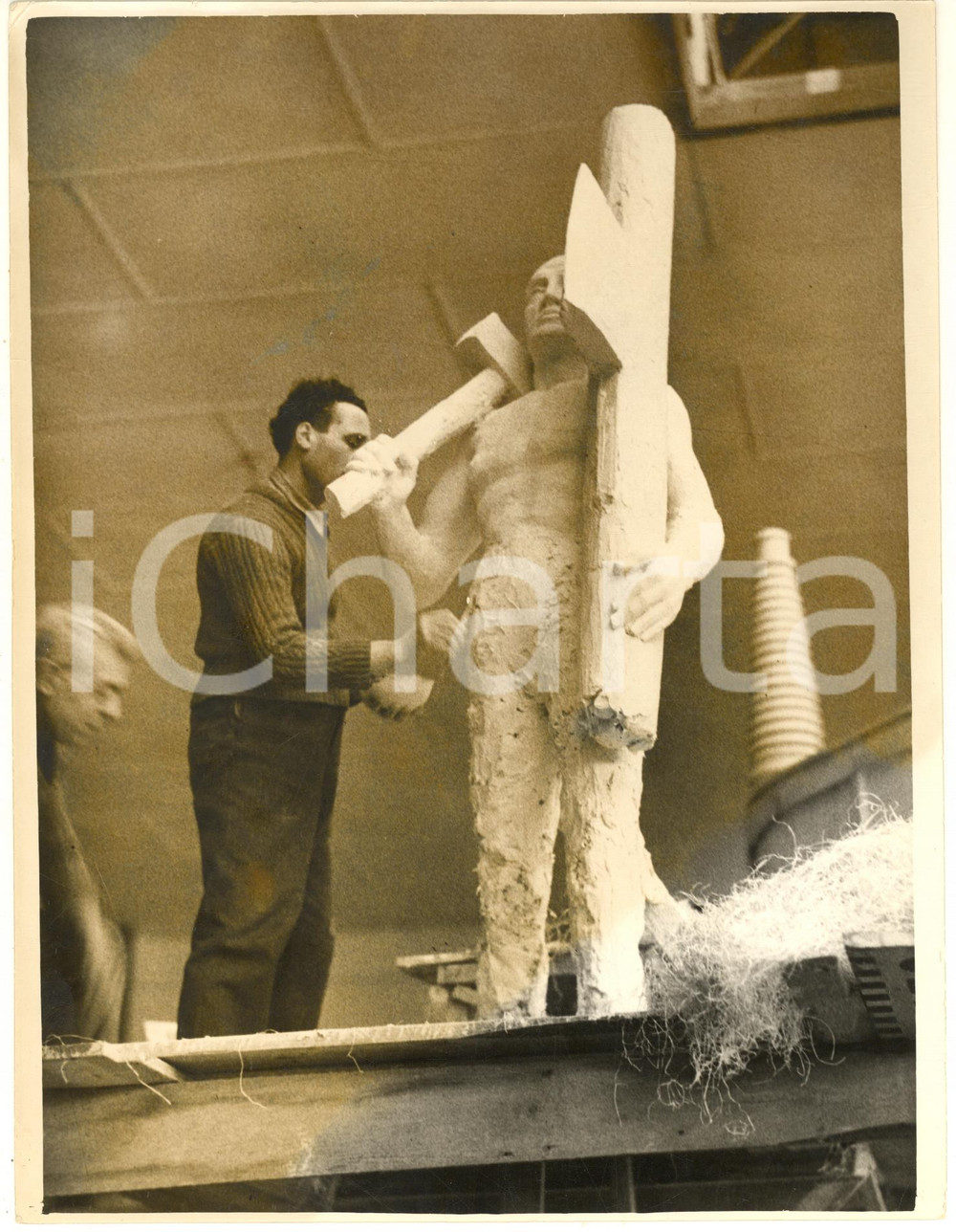 Fotografia d epoca originale 1938 MILANO Giornata della Neve  Preparazione carro allegorico fascista Foto 1