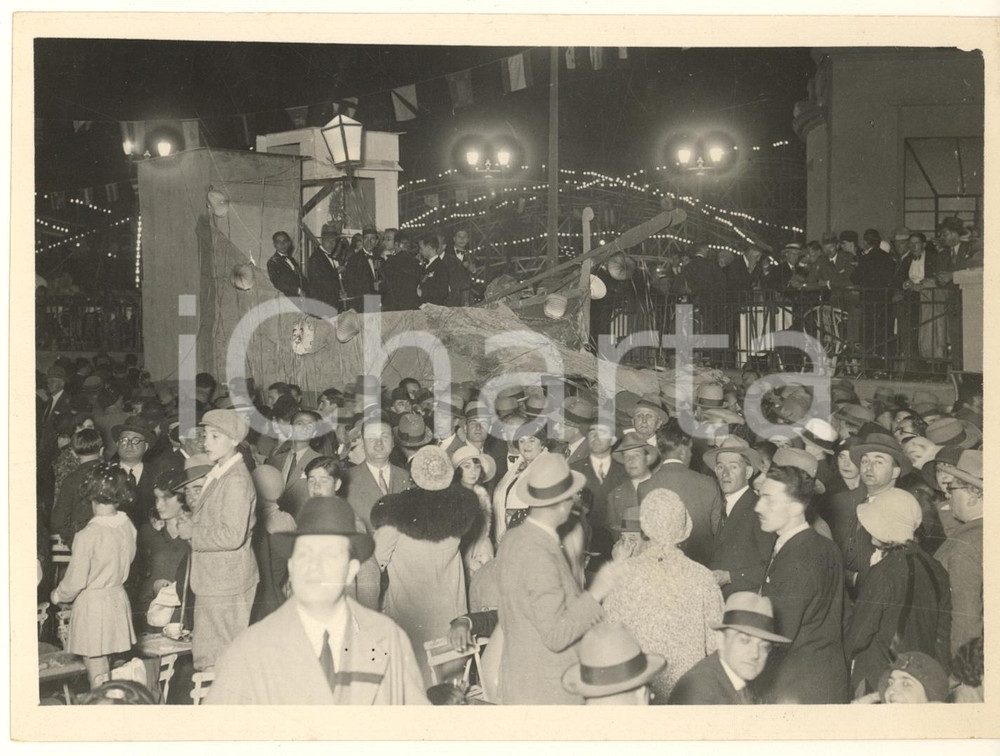 Fotografia d epoca originale 1930 MILANO LIDO  Festa di Piedigrotta  Carro con i cantori Foto 18x13 cm 1